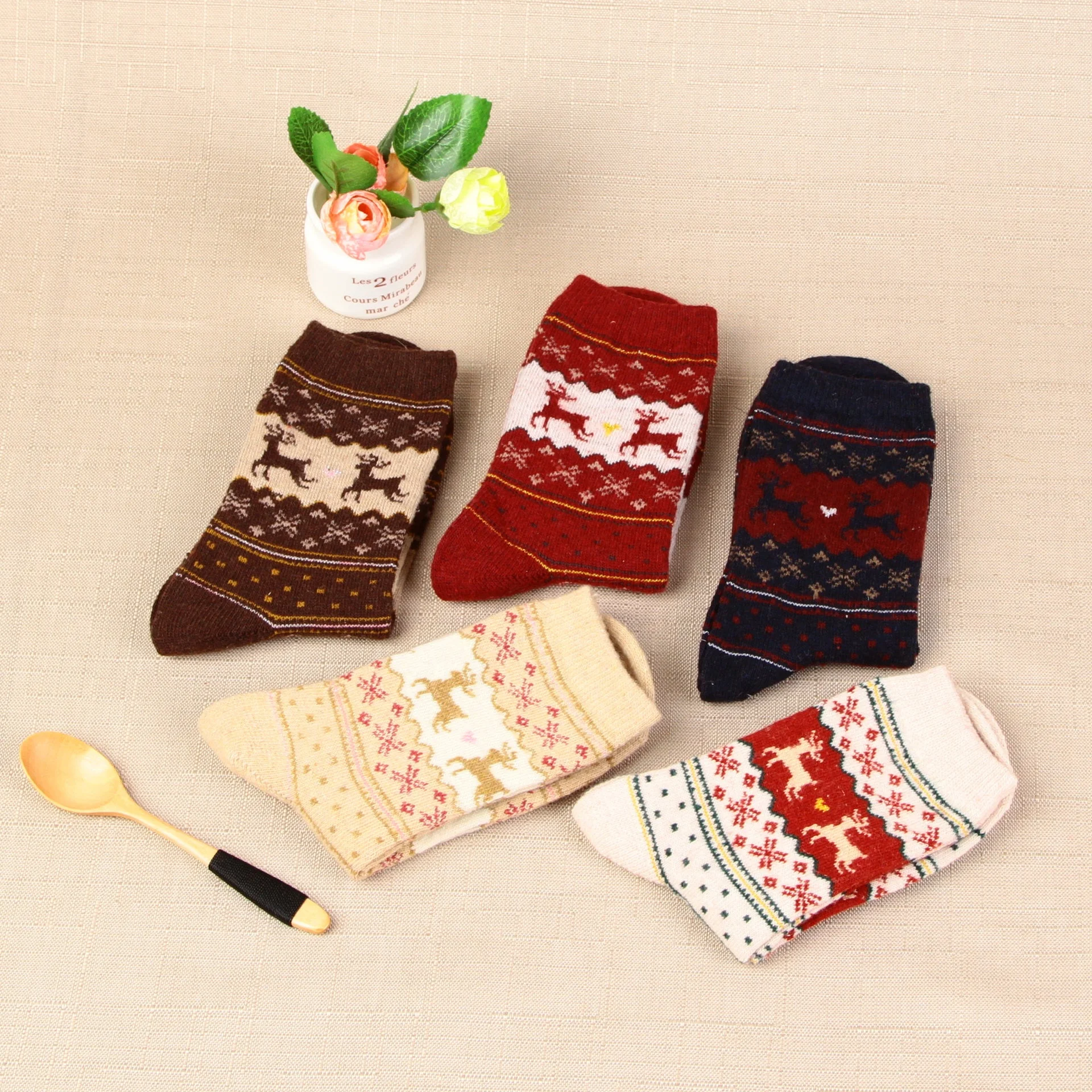 

Thick 20% Wool Cute Deer Animal Jacquard Crew Warm Winter Socks for Women