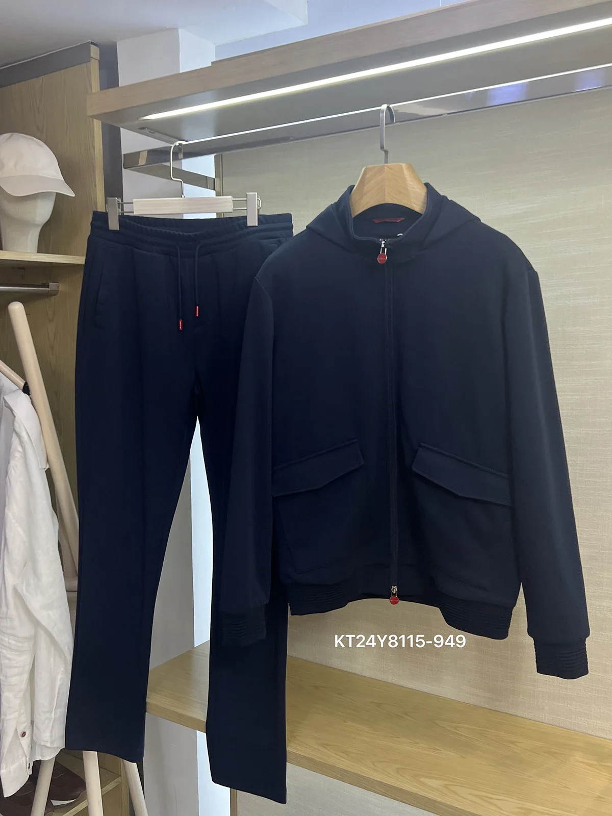 Спортивный хлопковый комплект для мужчин новинка сезона осень-зима 2024