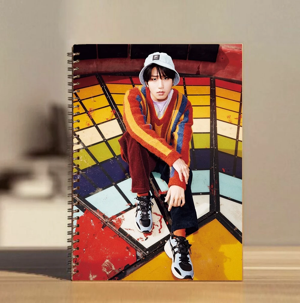 Записные книжки стрей. Картина по номерам stray kids. аутсайдеры stray записные книжки. кроссовки stray kids. stray kids книга.