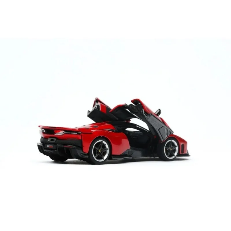 Фото Миниатюрная модель автомобиля HEC AR BOX 1/64 из сплава с подвижными элементами BBR F80 - коллекционный предмет, подарок для детей, декоративный элемент для взрослых, подарок для мальчика №4