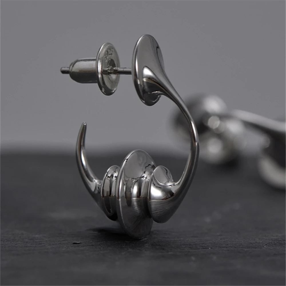 

Unisex Premium Spiked Blade Silver Color Liquid Metal Earrings Fashion Party Men Women Accessories Gifts