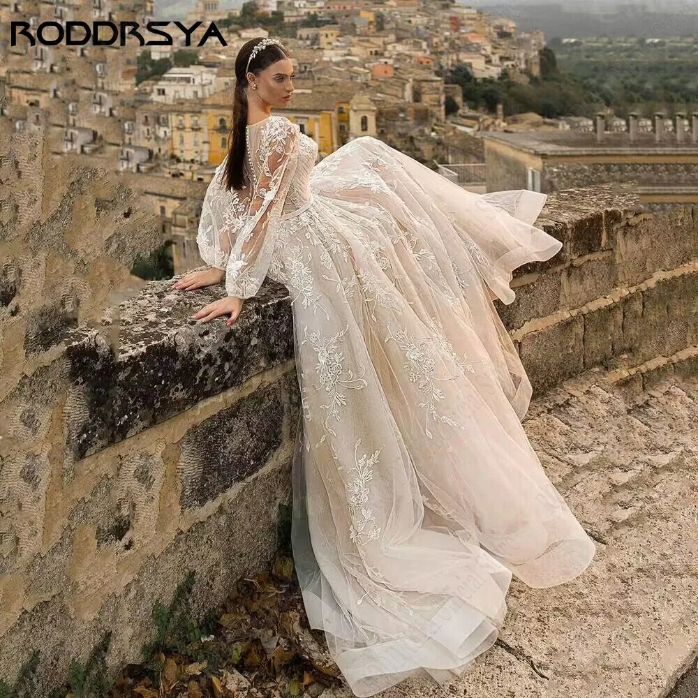 Рисунок 6 - Свадебное платье с длинными рукСвадебное