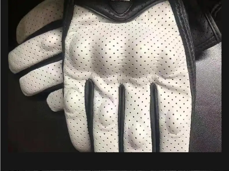 Мотоциклетные перчатки для мужчин и женщин, кожаные карбоновые велосипедные Зимние перчатки для мотокросса, квадроцикла, мотоцикла, мотокросса, эндуро 2024