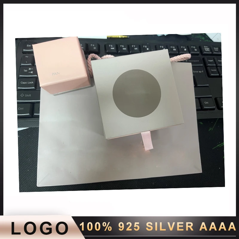 

Розовая упаковка, высокая индивидуальная версия с оригинальным логотипом, упаковка может применяться к серьгам, браслетам, упаковке ювелир...