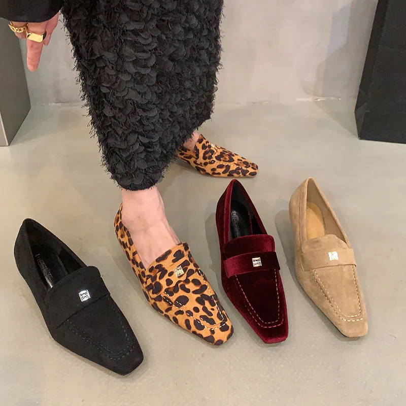 

2023 Autumn Women Leopord Pumps Shoes Fashion Pointed Toe Slip On Ladies Elegant Laofer Shoes Thin Low Heel Dress Single Shoes