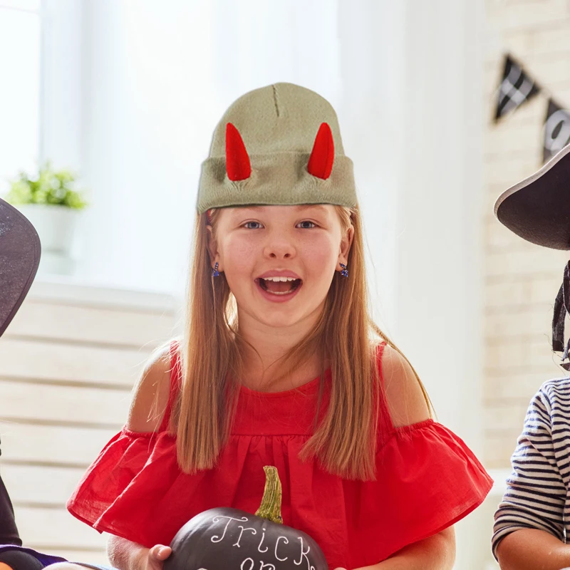 Шапка в виде дьявола