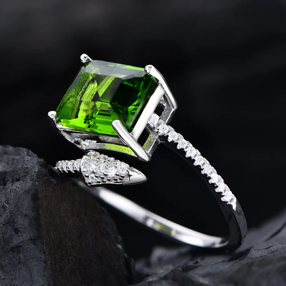 

Темно-зеленое темно-зеленое кольцо со стрелкой 8*10 мм в европейском и американском стиле, оптовая продажа, индивидуальное искусственное кольцо