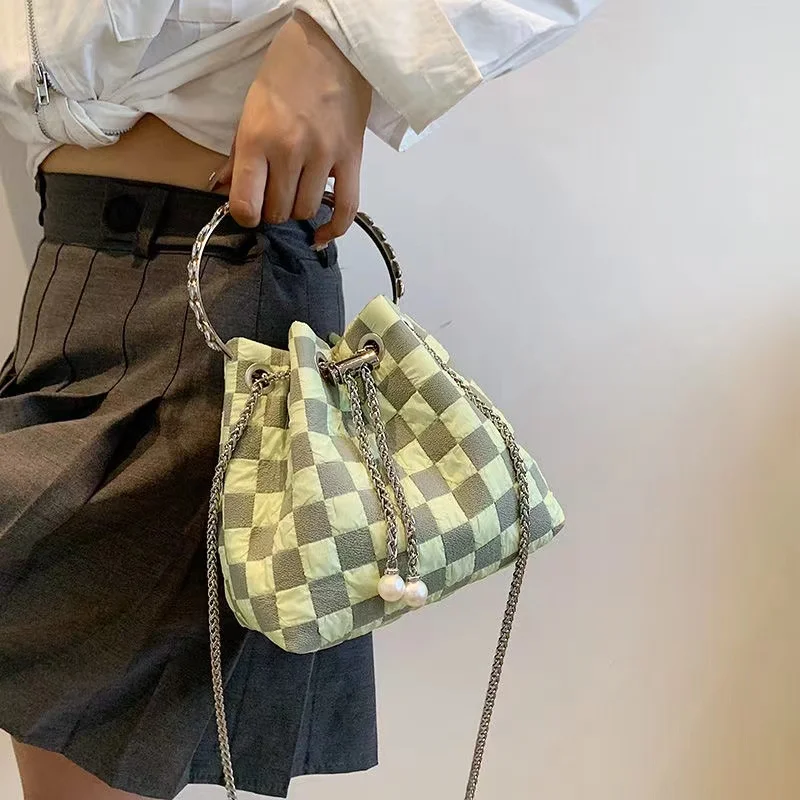 

2022 Fashion Women Shoulder Bag Female Crossbody Messenger Bag Designer Weave Simple Pleated Lattice Chain String Handbag Purse