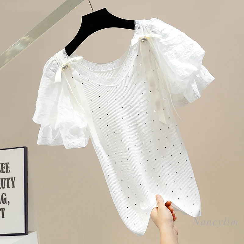 

Heavy Embroidery Hot Drilling Sweet Tridimensional Bow Stretch T-Shirt for Women 2022 Summer Retro Puff Sleeve V-neck Tee Top