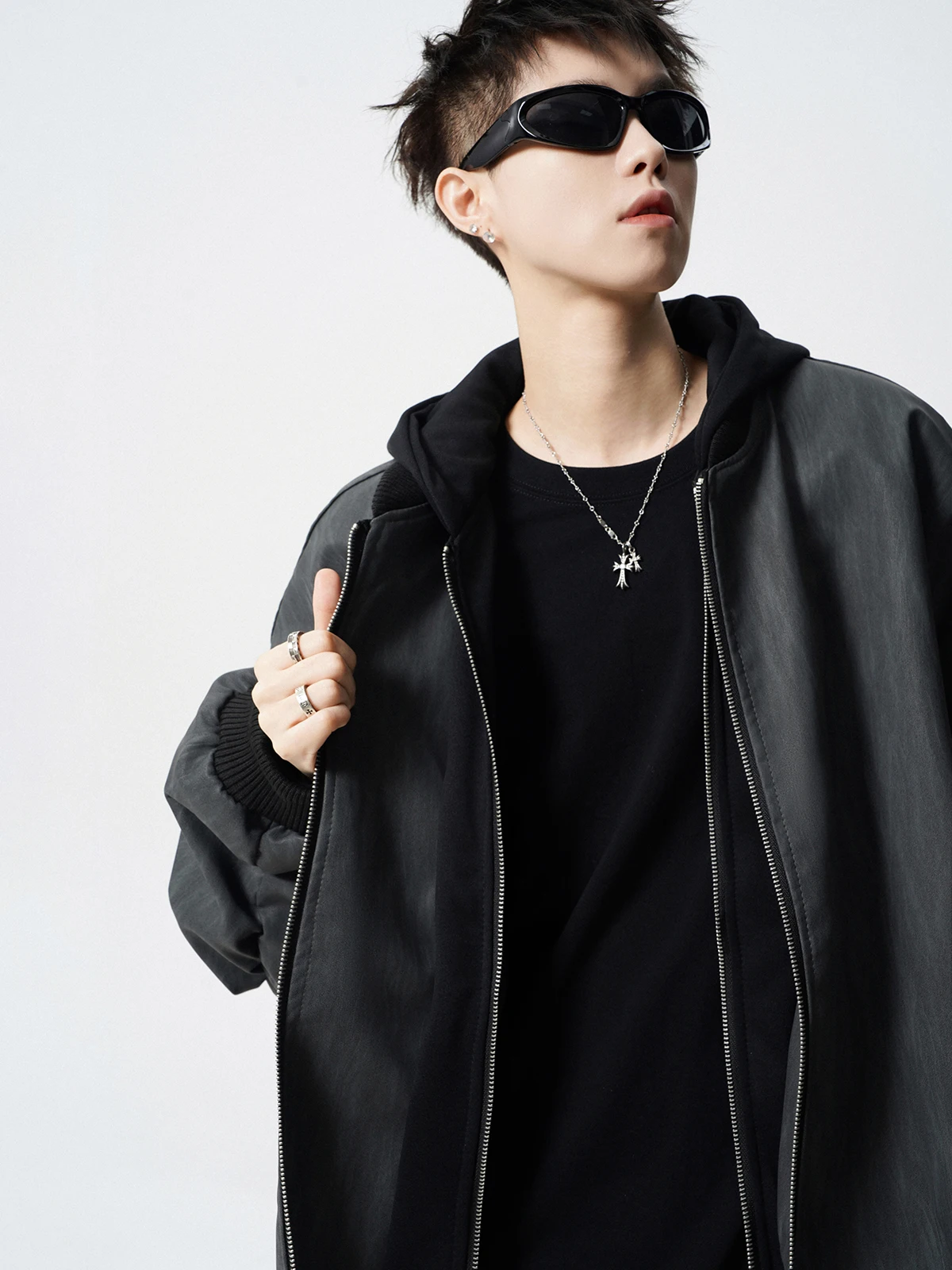 Оригинальная искусственная двухсекционная кожаная куртка на хлопковой