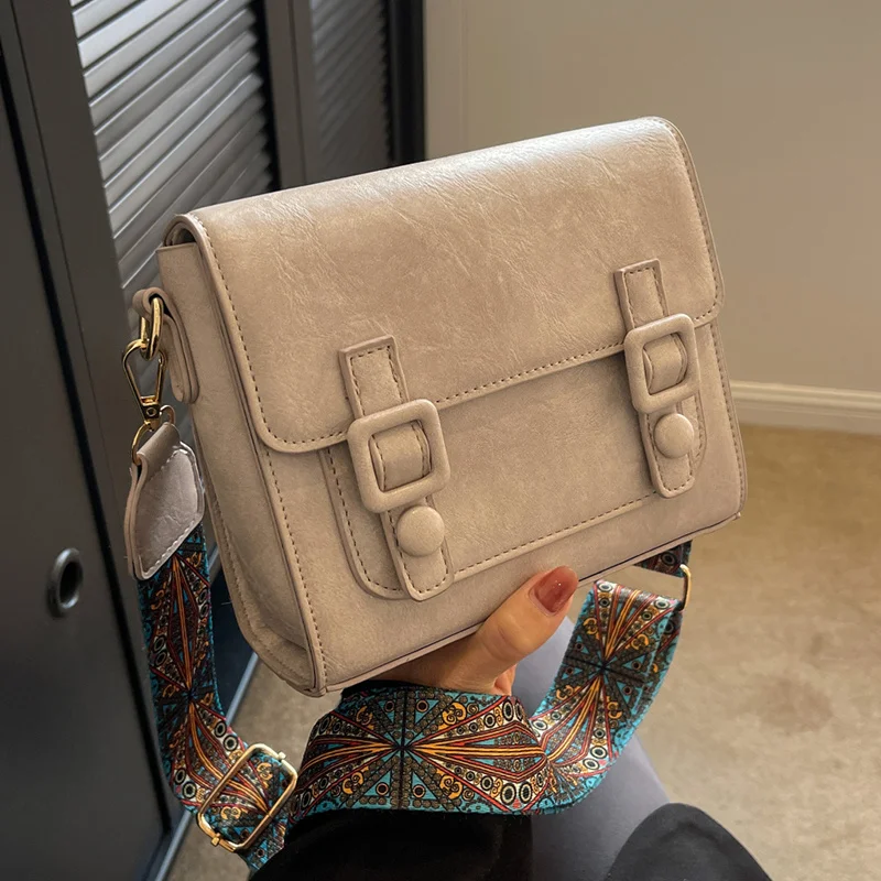 

Korean Square Flap Messenger Bag for Women Luxury Designer Handbag Female Shoulder Crossbody Bags Ladies Sac Small Vintage Bag