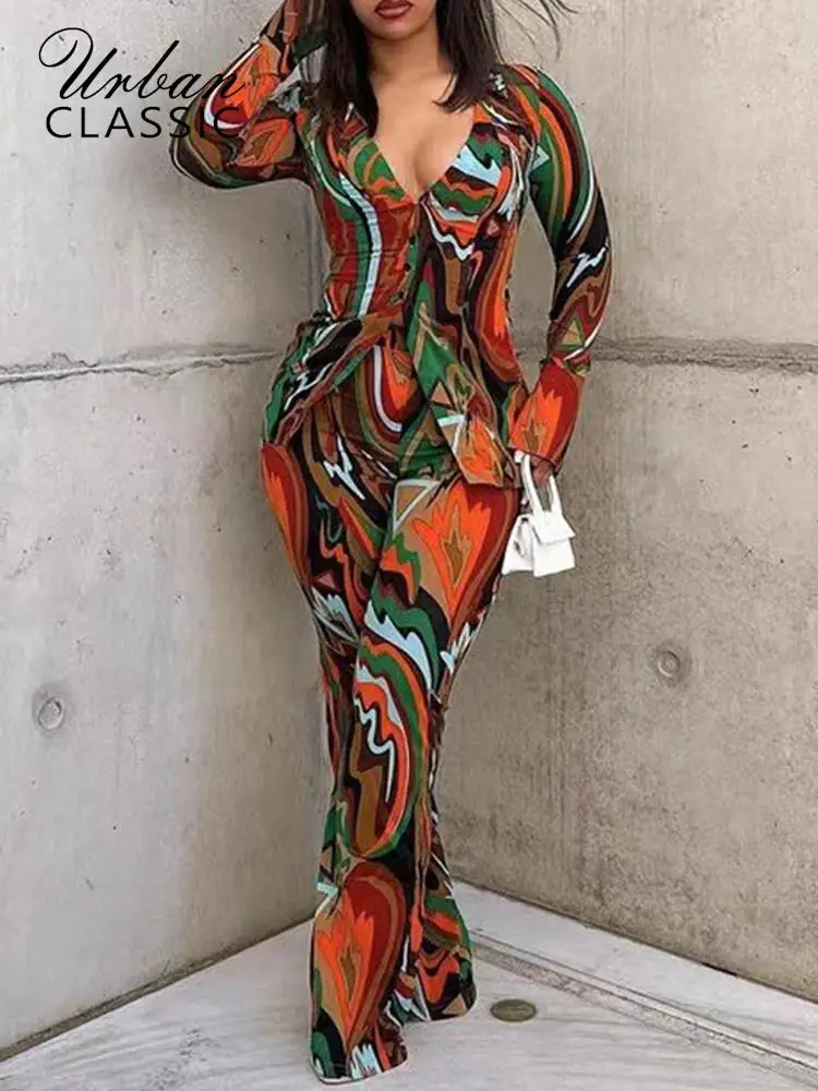 

Женский комплект из 2 предметов, Приталенный топ на пуговицах с V-образным вырезом и длинными рукавами и брюки с широкими штанинами, осень 2022