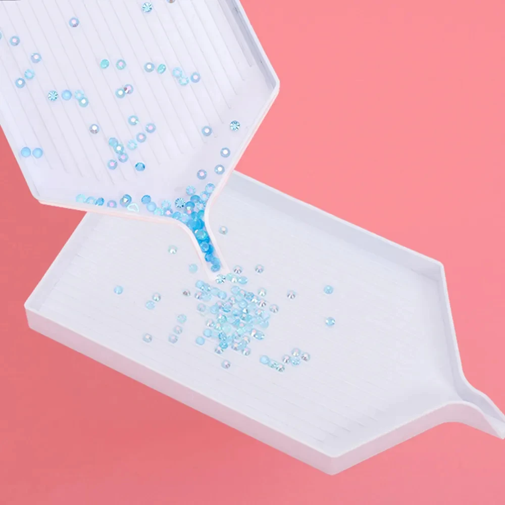 

5 шт., пластиковые подносы для алмазной вышивки