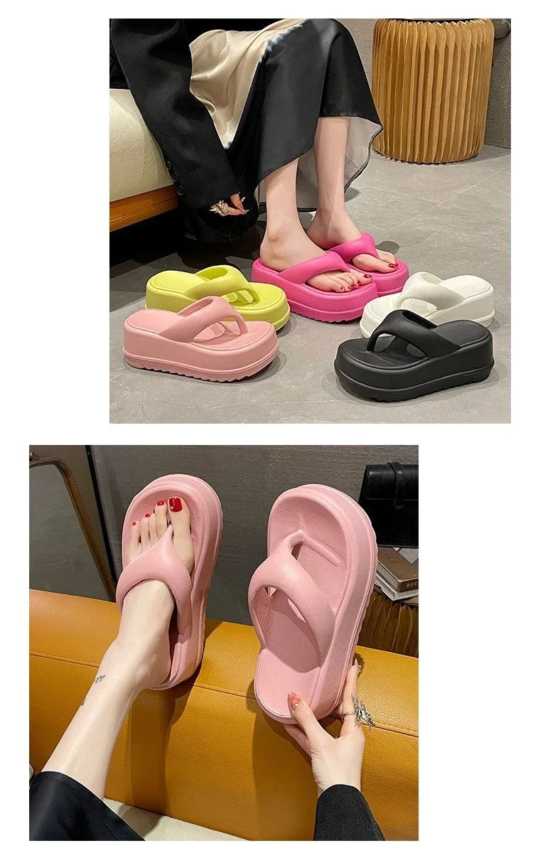 New Style Thick Soled Women's Flip-flops In Summer 2023 Soft Soled Outer Sandals Casual and Comfortable High-heeled Beach Shoes