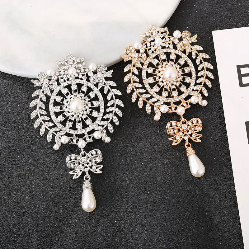 Gold Colour Rhinestone Crystal Flower Brooches For Women Fashion Drop Pearl Brooch Pins Wedding Bridal Party Charm Jewelry Gifts