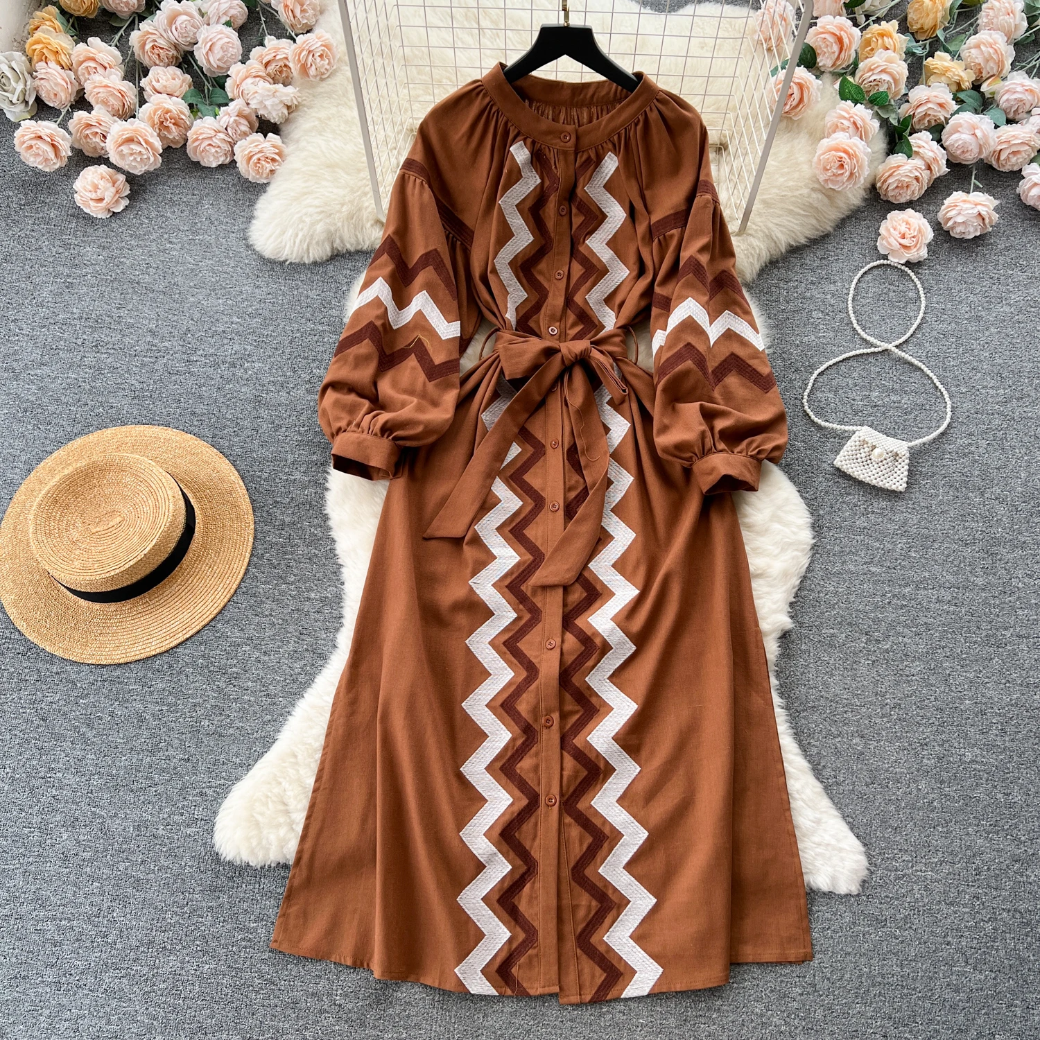 

Clothland Women Elegant Embroidery Print Shirt Dress O Neck Long Sleeve Sashes One Piece Vadim Midi Dresses Vestido QD027