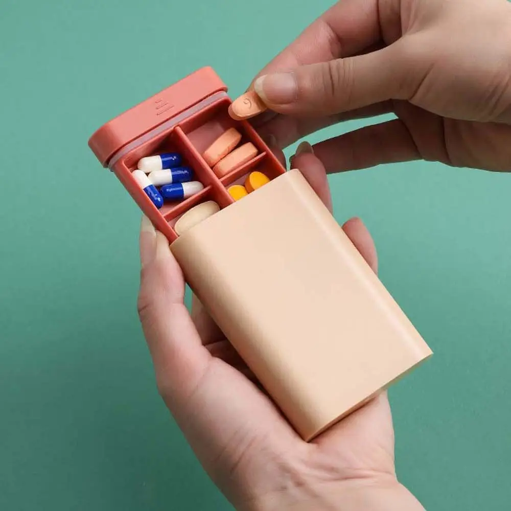 

Карманный органайзер для лекарств, в скандинавском стиле