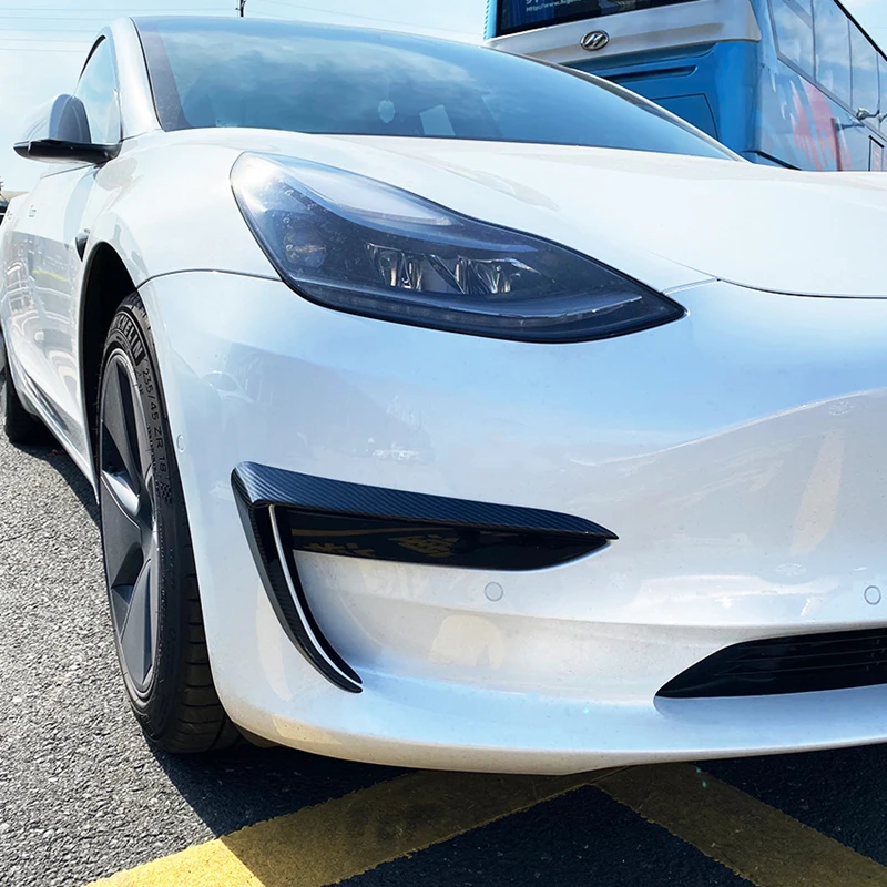 

2pcs Car Front Blade Trim Light Eyebrow Wind Knife Bumper Cover Sticker Fit For Tesla Model 3 Y 2017-2022 ABS Fog Lamp Decorate