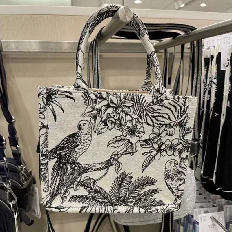 

2023 New Fashion Canvas Embroidered Large Capacity Tote Bag Shoulder Handheld Shopping Bag Purses and Handbags Luxury Designer