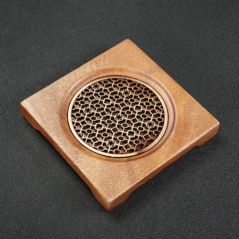 

Деревянная подставка для чайника