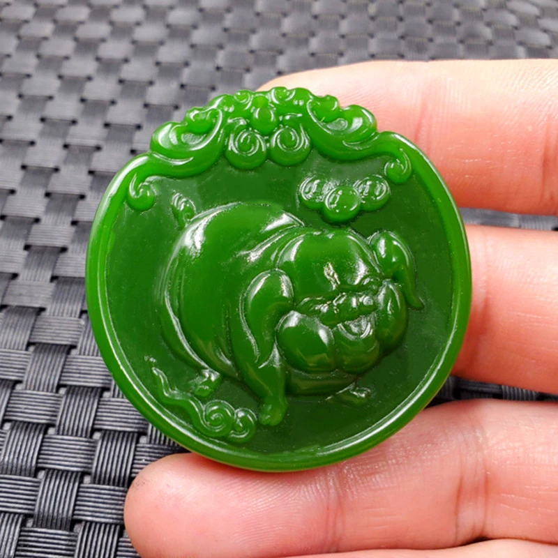 Подвеска из натурального зеленого нефрита ручной работы со знаками Зодиака