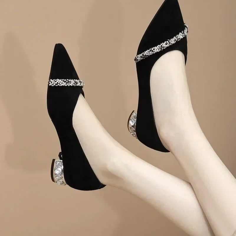 

Женская летняя обувь со стразами, женская обувь для офиса 2023, Элегантная черная стильная обувь на низком каблуке с кристаллами, акция