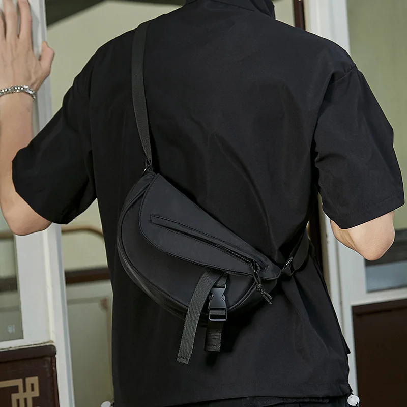 Men's Canvas Messenger Bag Small Bag Shoulder Bag Student Minimalist Casual Pouch