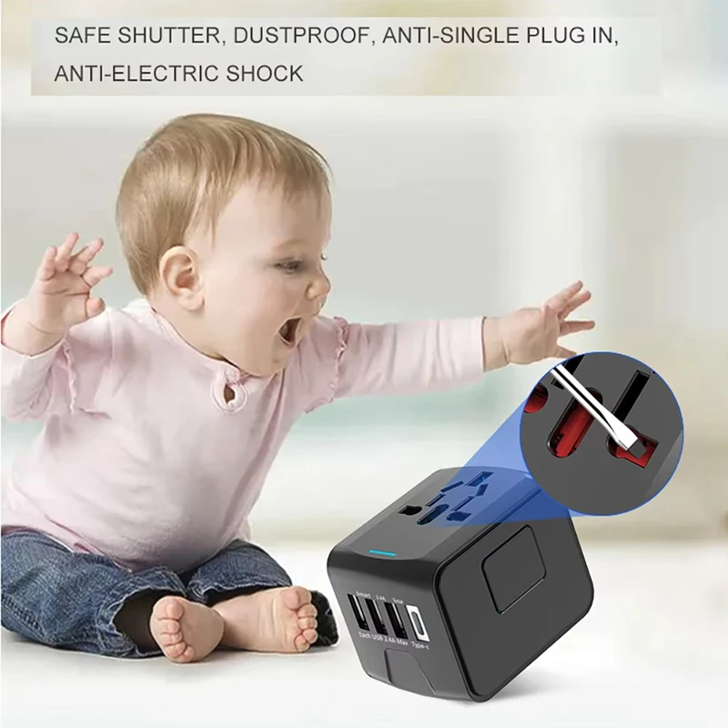 Универсальный дорожный адаптер с 4 USB-портами