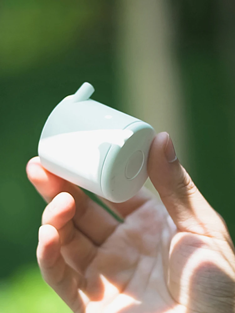 

Flextailgear Air Pump Household Mini USB Ultralight Camping Air Cushion Electric Suction Vacuum Pump Compression