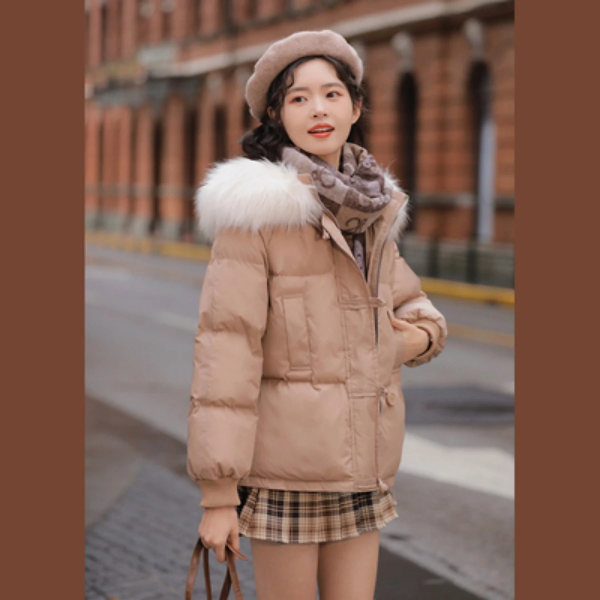 2022 New Winter Cotton Shirt Women's Short Personalized Thickened Cotton Shirt Big Wool Collar Student Coat Fashion