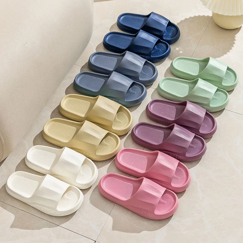 

Slippers for Women In Summer, Non-slip for Men, Household Slippers with Soft Soles for Men In Summer