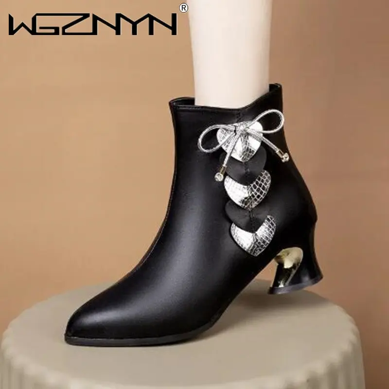 

Ботинки Челси с кристаллами, Женская массивная обувь, новинка 2023, зимние Брендовые ботильоны для снега, обувь на высоком каблуке, сексуальны...