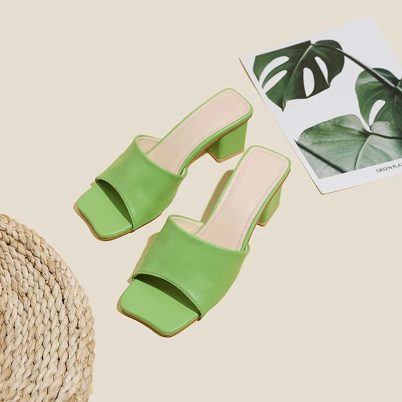 2022 New Square Toe Summer Women Designer Slippers Sandals Fashion Solid Color Ladies Low Heels Slides Shoes Slippers Women