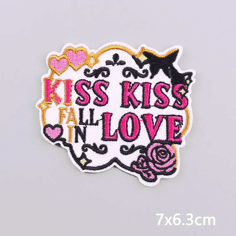 Термоклейкие нашивки для одежды