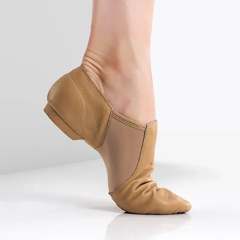 Женские танцевальные кроссовки из натуральной кожи нескользящая подошва для