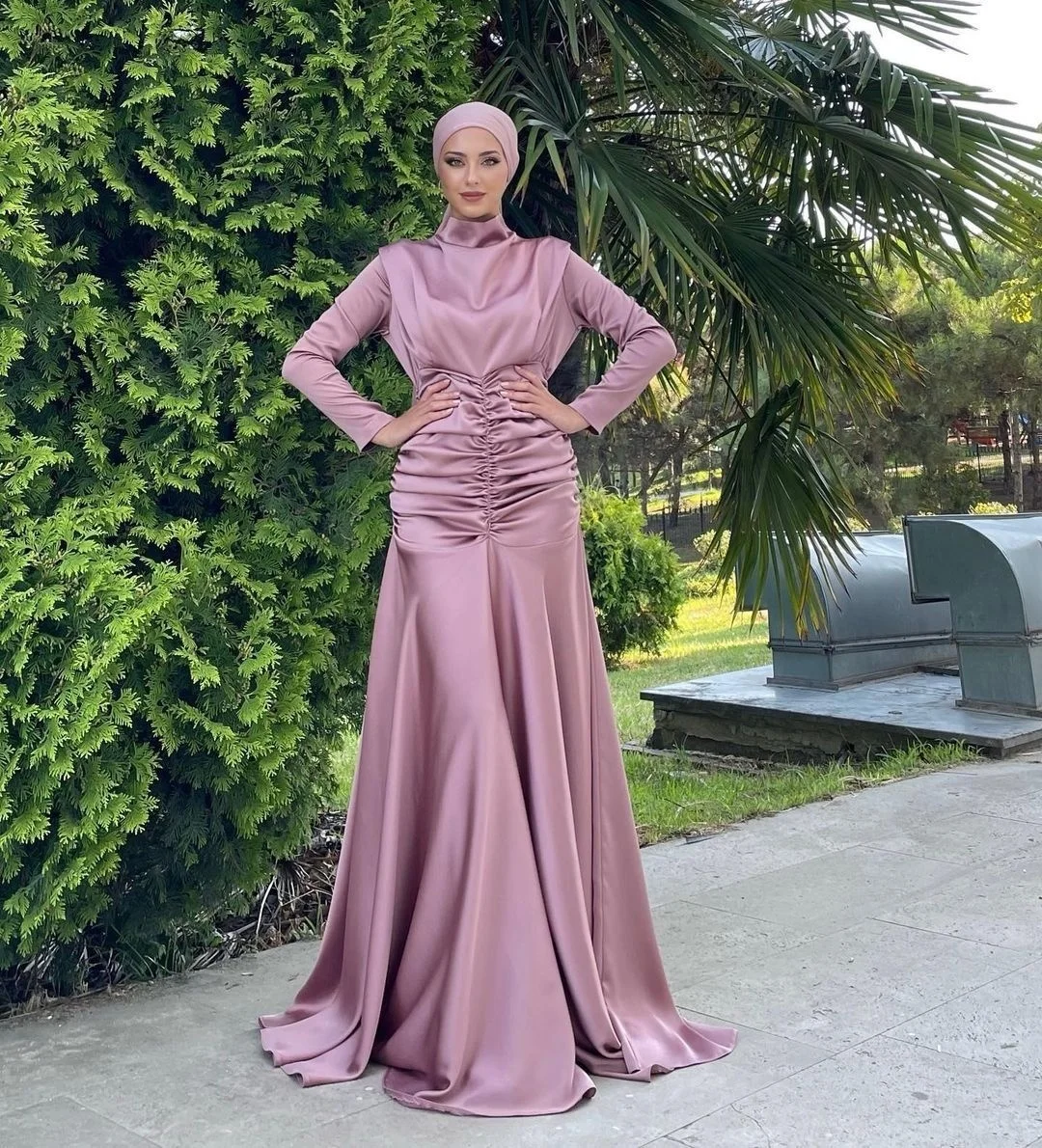 

Abaya for Women Dubai Arab Evening Dress Smooth Thick Satin High Neck Elastic Pleated Fashion Long Dress Sexy Female Clothing