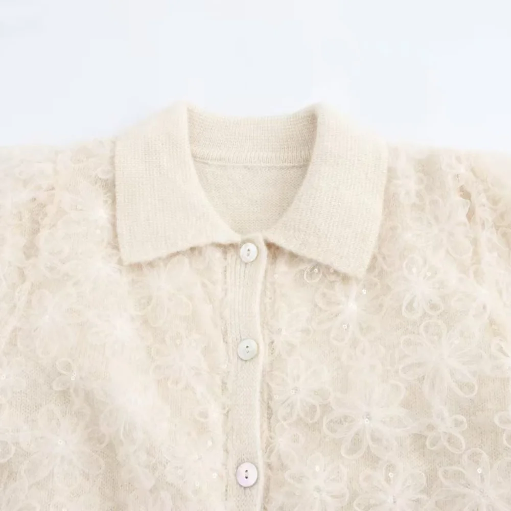 Женский милый вязаный кардиган с кружевом и бисером лацканами цветами короткими