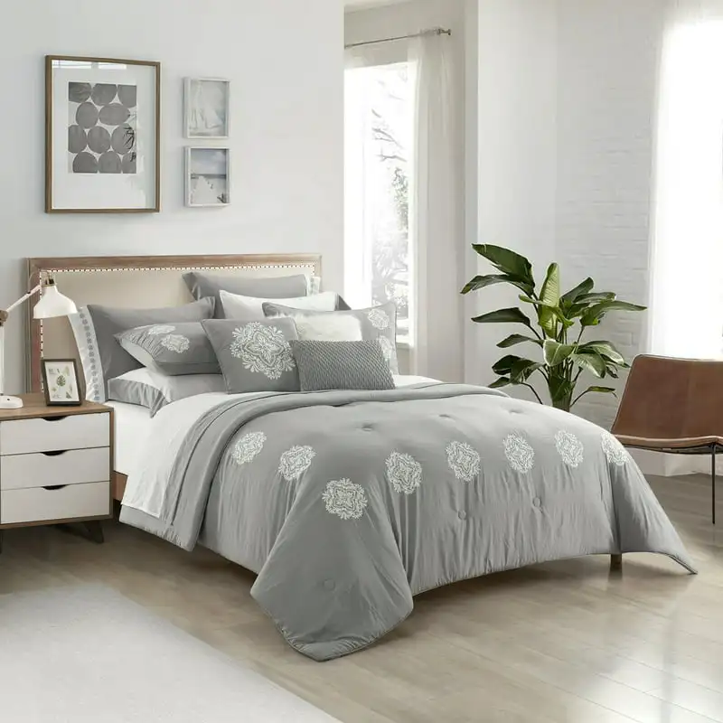 

Silver Medallion 12 Piece Pre Washed Bed in a Bag, Queen For Adults