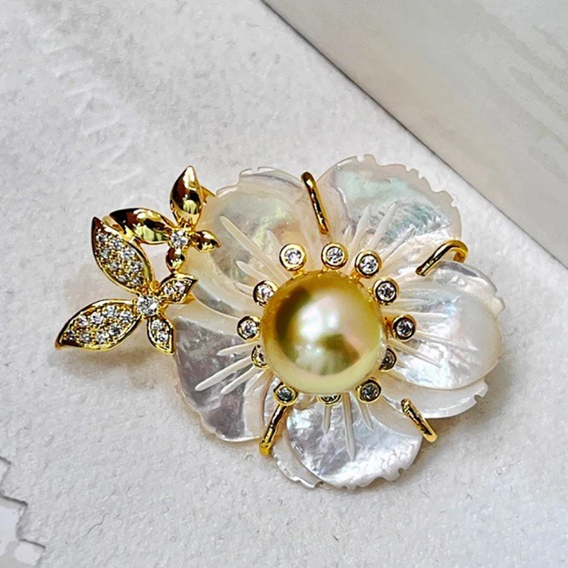 

MeibaPJ DIY Empty Holder 10mm Golden Semiround Natural Pearl Shell Flower Corsage Brooch Fashion Sweater Jewelry for Women