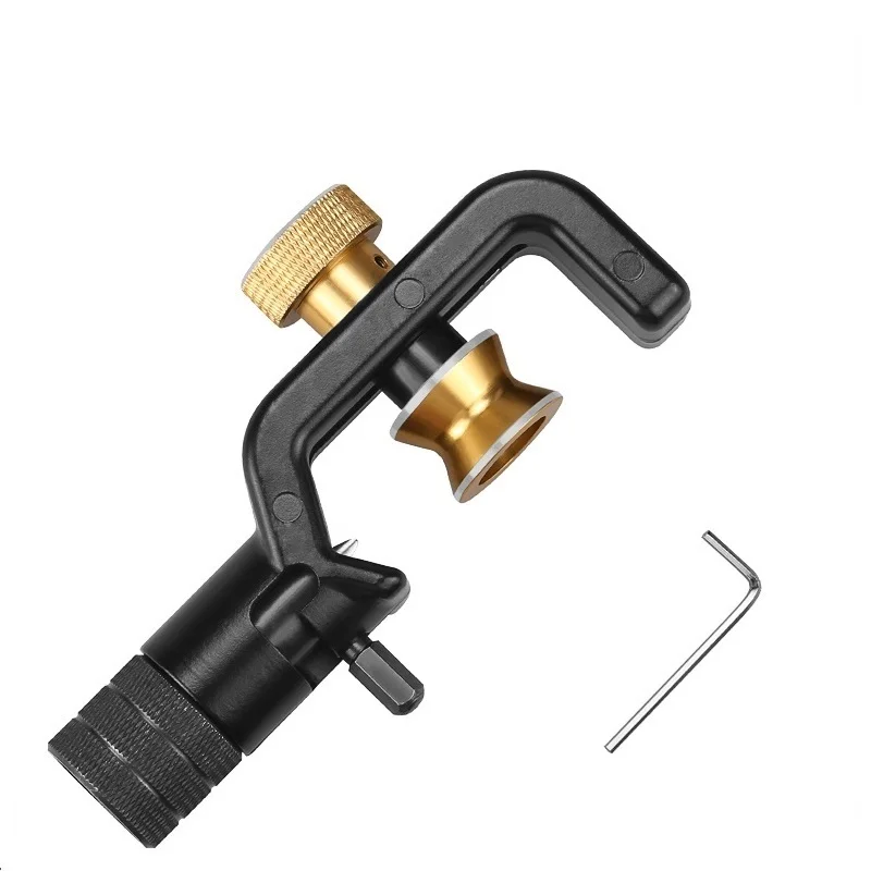 Устройство для зачистки кабеля