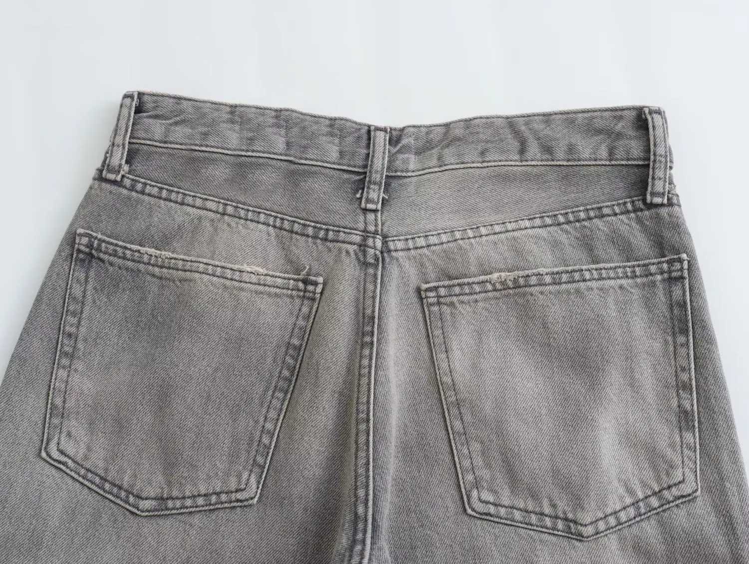 Джинсы широкие для женщин