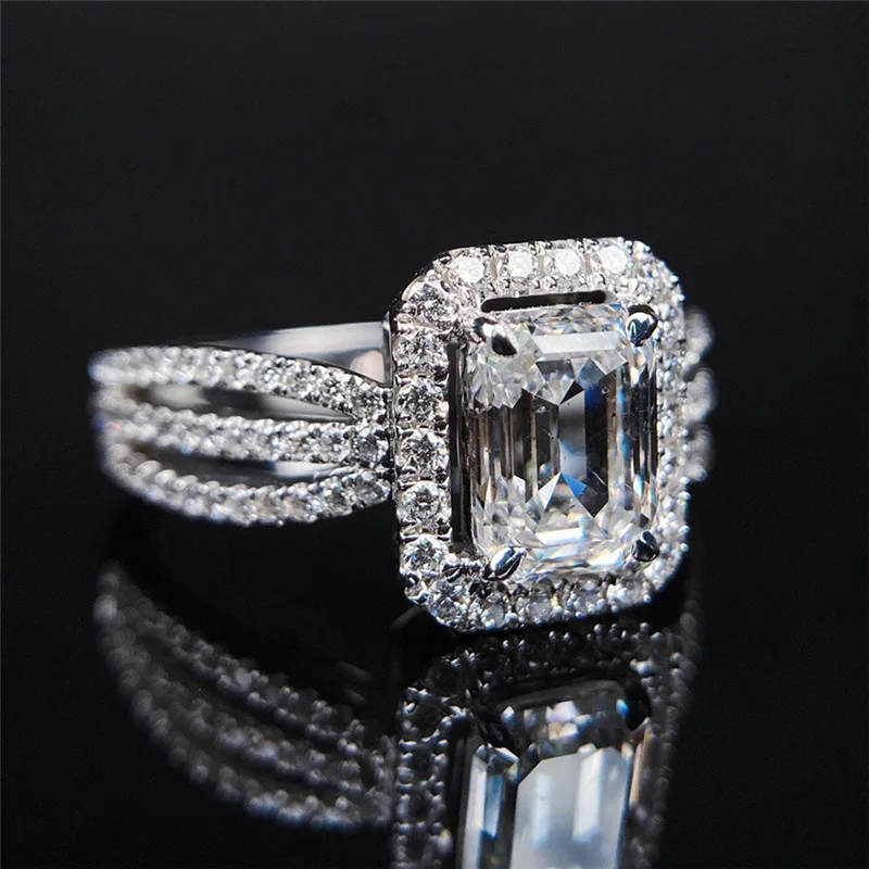 

New Classic Silver Plated Hollow Out Square Crystal Engagement Rings For Women Shine CZ Stone Inlay Fashion Jewelry Wedding Band