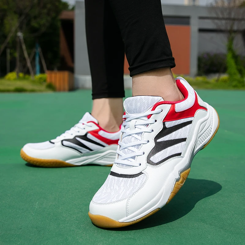 2022 New Volleyball Sneakers Youth Fitness Badminton Shoes Men and Women Tennis Outdoor Sports Training Shoes Size 36-46