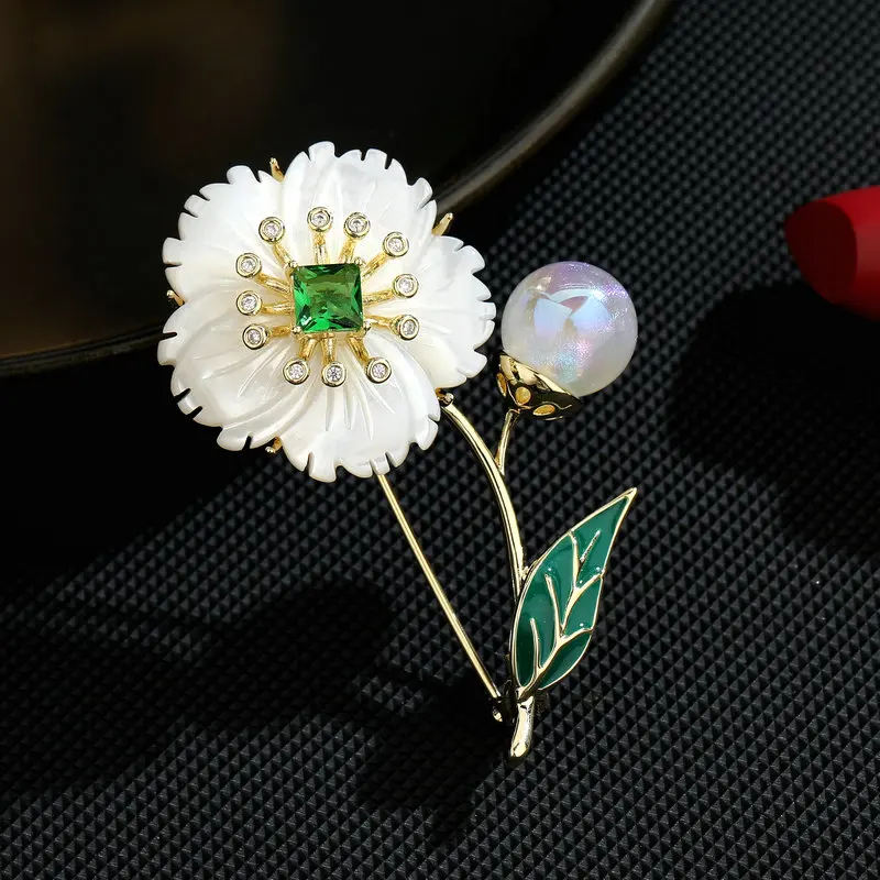 

Vintage Brooches for Women 2022 Trendy Chinoiserie Elegant Jewelry Plant Flower Brooch Seashell Lapel Pins for Men Gift