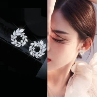 rhinestone decor round stud earrings 2022 trend new hoop stud cute women vintage leaf bridal wedding party jewe fashion jewelry