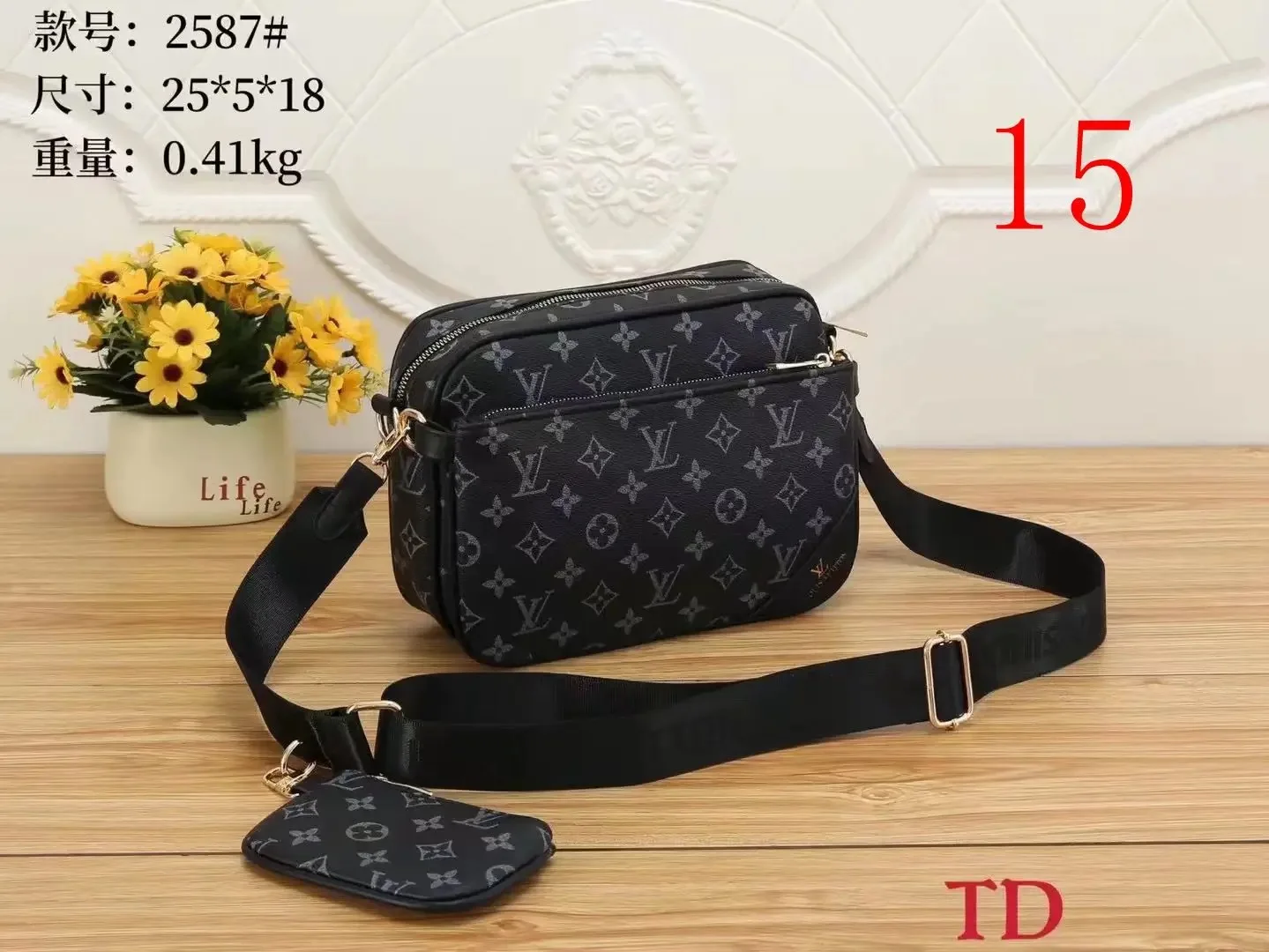 

Men and Women Leather Medium Large Handbag Shoulder Bags Large Capacity Ladies Single Shoulder Bag Crossbody Bag Wallet B39