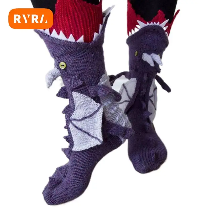

1pair Knitted Animal Socks Funny Socks Crocodile Socks Winter Warmth Thickened Crocodile Knitted Socks Unisex