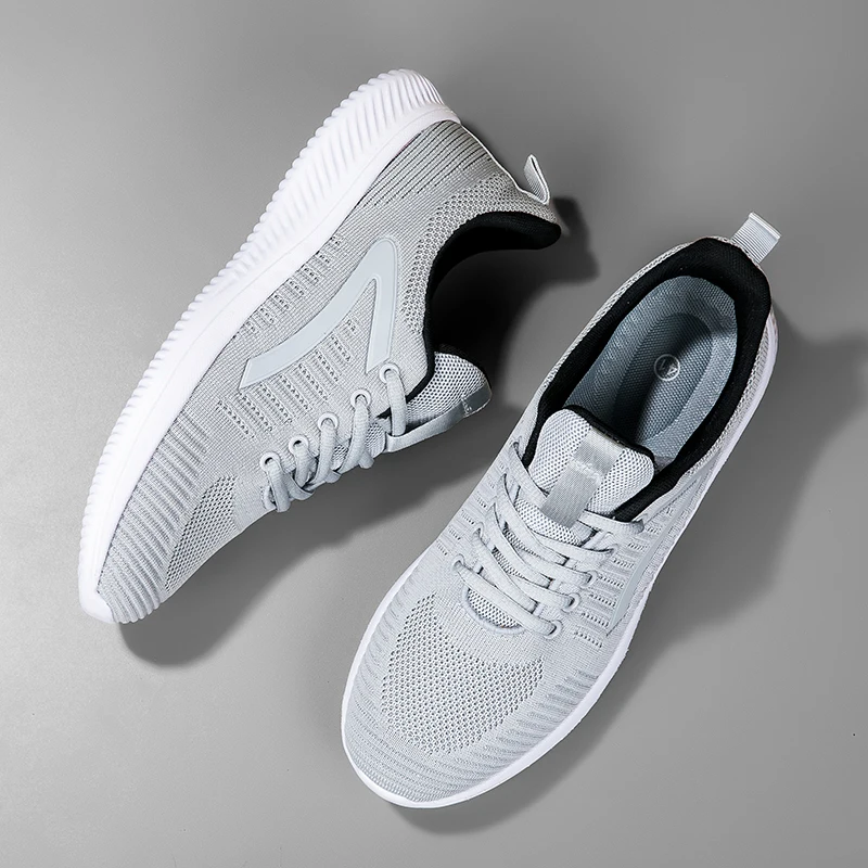 Men's and Women's Cushioned Outdoor Running Shoes Anti-slip Sports Lovers Professional Sports Training Shoes Lightweight 35-46