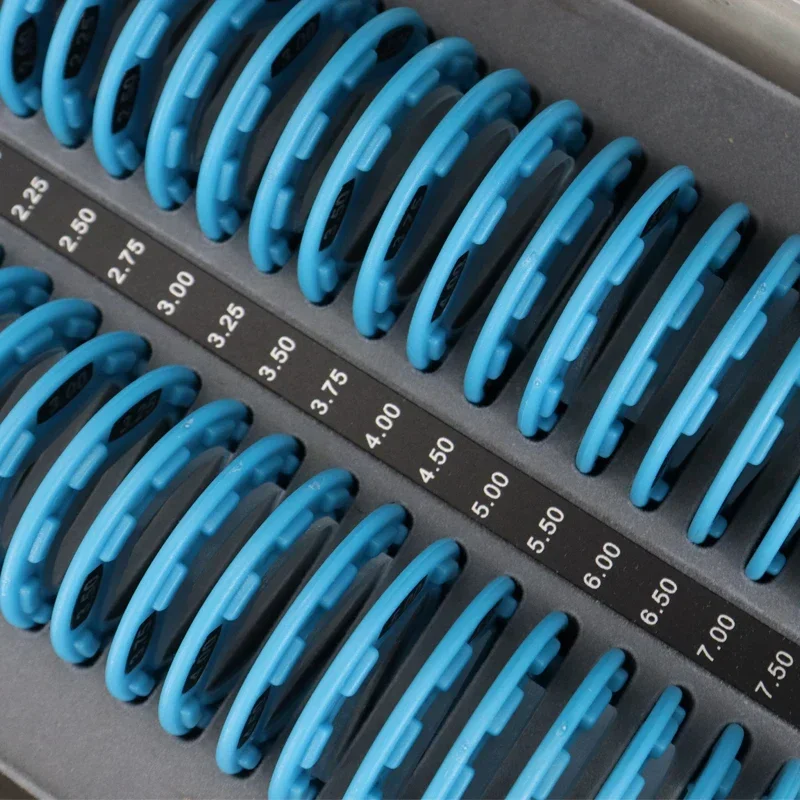 Ce Optometrie Accessoires Oogheelkundige Набор призматических линз 58 шт. Пластиковый обод Moet-H