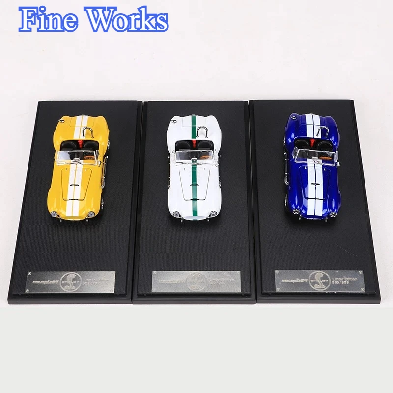 Фото Коллекционная модель автомобиля Fine Works 1:64 Ford Shelby 427 Convertible из сплава - Декоративный предмет для взрослых коллекций - Подарок для мальчика №3